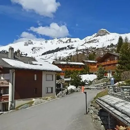 샬레 Four Bedrooms Chalet Located In The Very Peaceful Area Bagnes