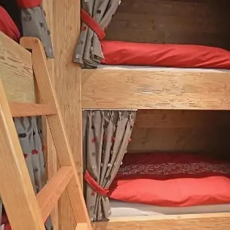 Four Bedrooms Chalet Located In The Very Peaceful Area 샬레 Bagnes