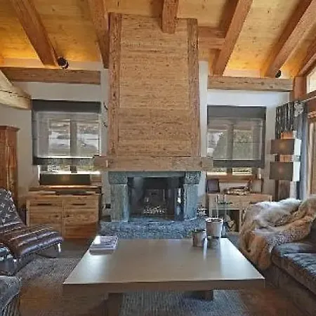 Four Bedrooms Chalet Located In The Very Peaceful Area Bagnes